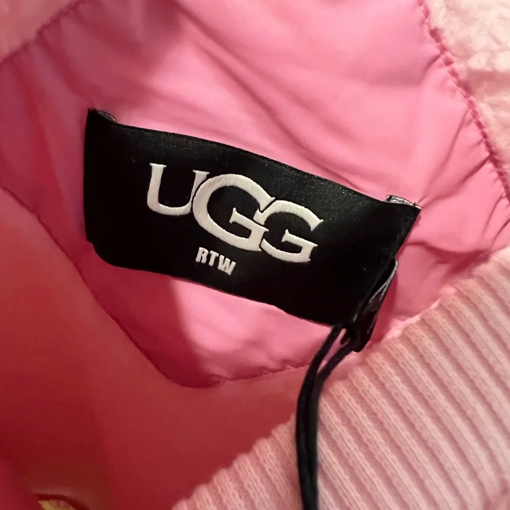 NWT pink Ugg Sherpa pullover sweater front zipper - Picture 5 of 6